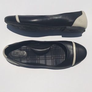 Born Devorah Ballet Flat in Black & Cream Size 9.5